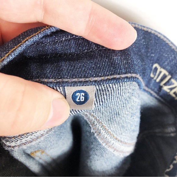 Citizens of Humanity Dani Cropped Straight Leg Jean | Dark Wash | Size 26 - Picture 8 of 9